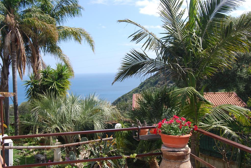 Holidaysora Taormina - Il Giardino Di Graziella Extérieur photo
