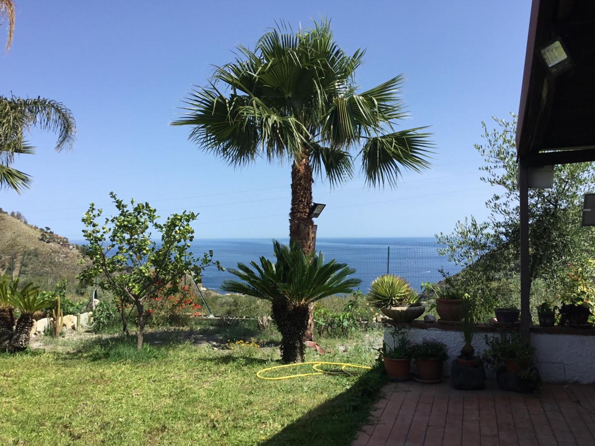 Holidaysora Taormina - Il Giardino Di Graziella Extérieur photo