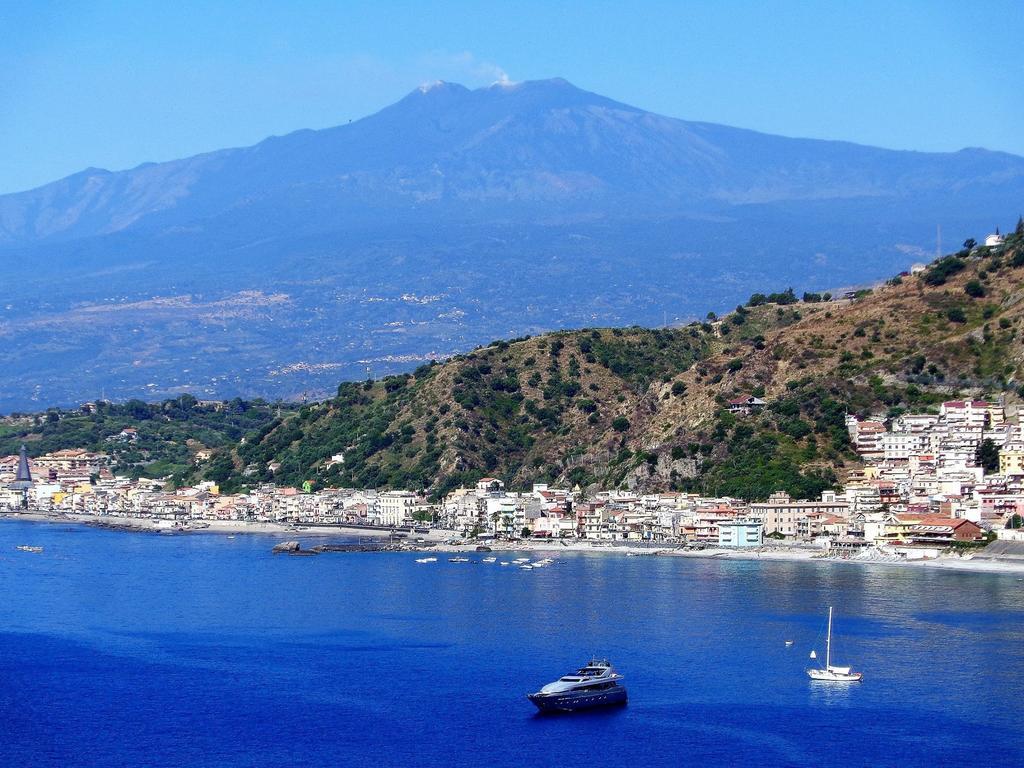 Holidaysora Taormina - Il Giardino Di Graziella Extérieur photo