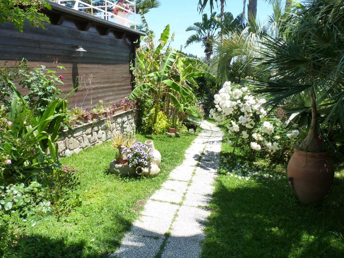 Holidaysora Taormina - Il Giardino Di Graziella Extérieur photo