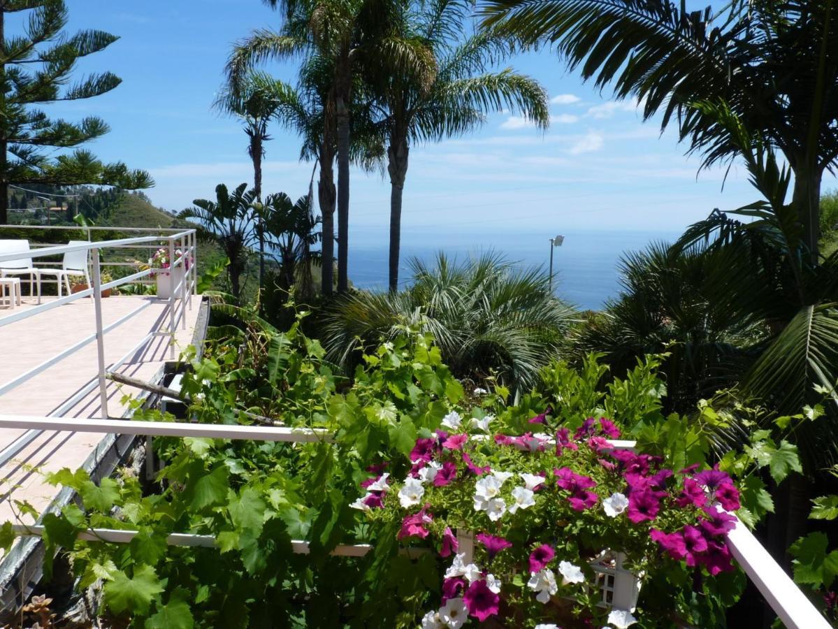 Holidaysora Taormina - Il Giardino Di Graziella Extérieur photo
